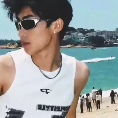 靳高妍